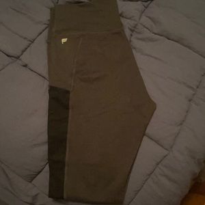 Fabletics leggings with pockets